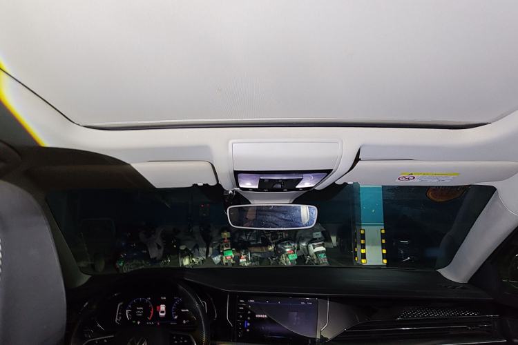 Used Volkswagen Passat 2022 330TSI Luxury Edition Headliner