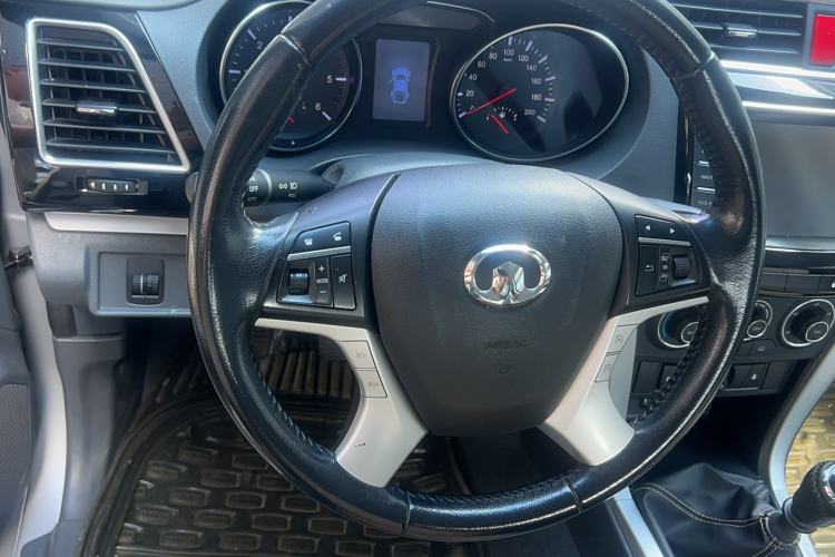 Used Great Wall Wingle 6 2014 2.0T Two-Wheel Drive Navigation Version 4D20B