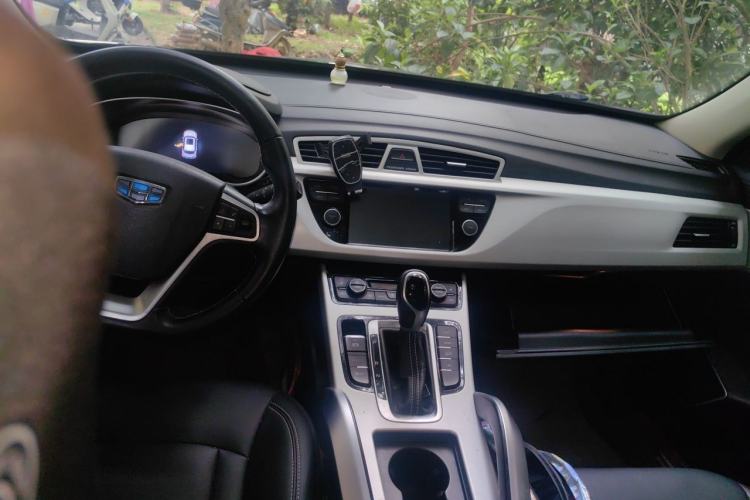 Used Geely Auto Emgrand X7 Sport 2018 1.8TD Automatic Two-Wheel Drive Smart Connect 4G Internet Edition