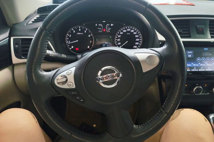 Used Nissan Sylphy 2018 1.6XV CVT Deluxe Edition Steering Wheel