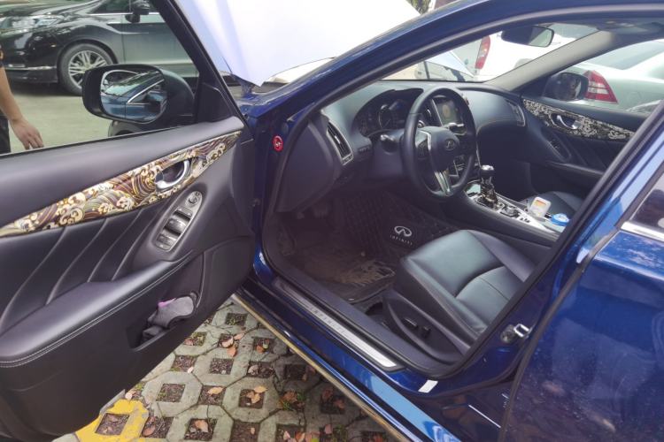 Used Infiniti Q50L 2018 2.0T Comfort Edition China VI Standard
