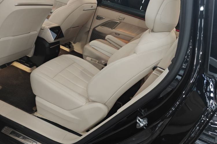 Used ONVO Luxeed L90 2025 Model—Max Six-Seater Version