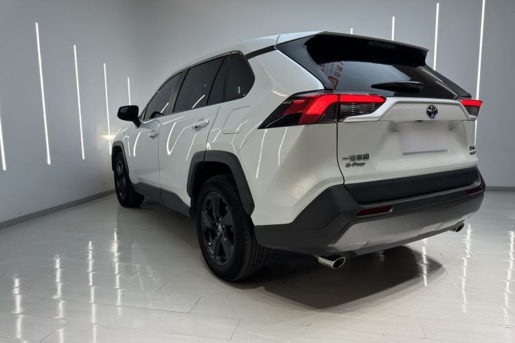 Used Toyota RAV4 2021 Dual-Engine 2.5L E-CVT Four-Wheel Drive Elite PLUS Edition Exterior 2