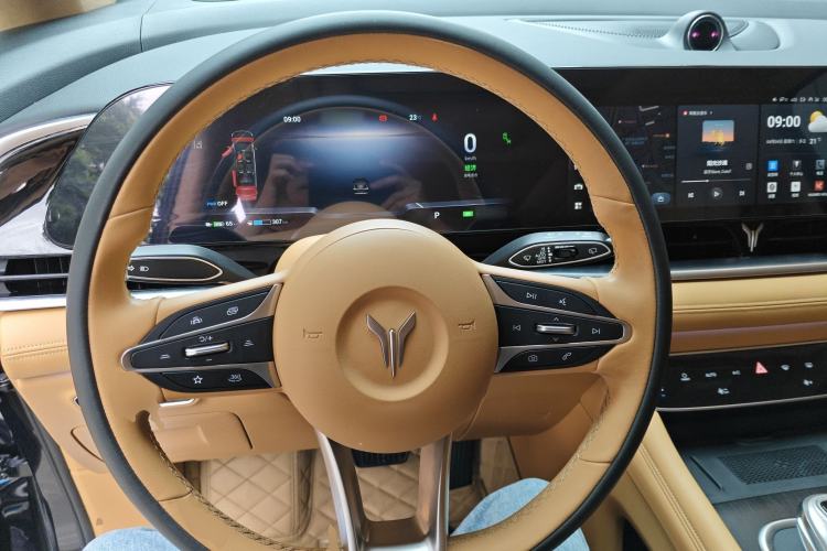 Used VOYAH Dream 2024 PHEV Ultra-Long Range Flagship Edition Steering Wheel