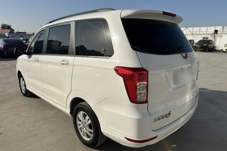 Used Wuling Hongguang 2019 1.5L S Comfort Edition China VI LAR