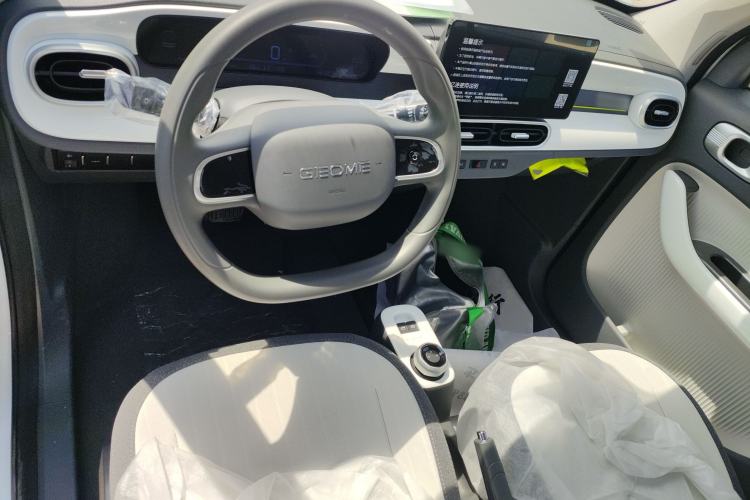 Used Geely Galaxy Panda 2025 210 km – Yuanqi Bear
