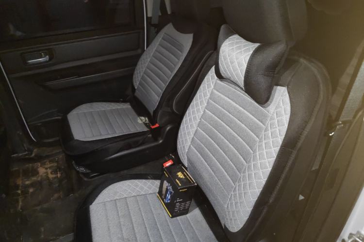 Used Wuling Hongguang PLUS 2019 1.5T Manual Comfort Version 7 Seats