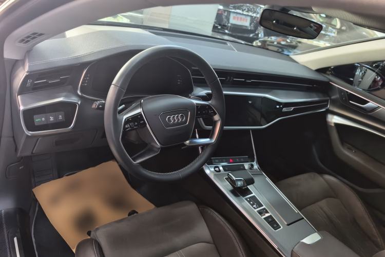 Used Audi A7L 2022 45 TFSI S-line Dream-Building Edition
