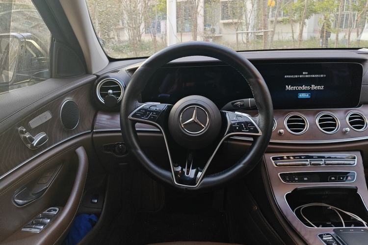 Used Mercedes-Benz E-Class 2021 E 260 L Steering Wheel