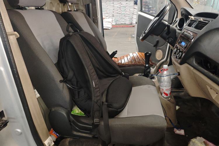 Used CHANGAN KAICHENG Ruixing M80 2019 1.5L Base Version 2-Seater Single-Steamed Air Conditioning China VI Standard Flat Roof Rear-Hinged Doors DAM15KR Left Rear Seat