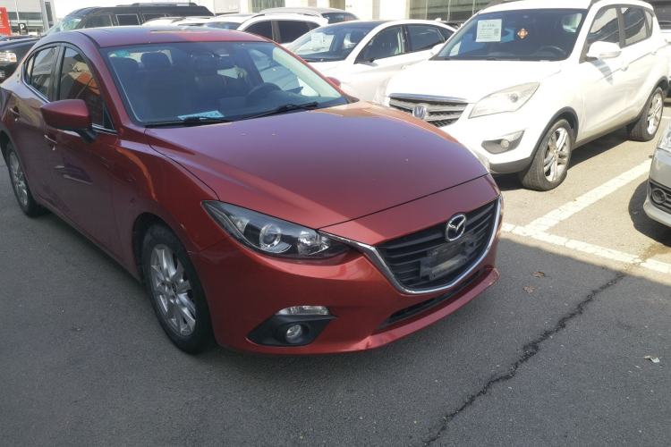 Used Mazda 3 Axela 2016 Sedan 1.5L Automatic Luxury Model Exterior 1