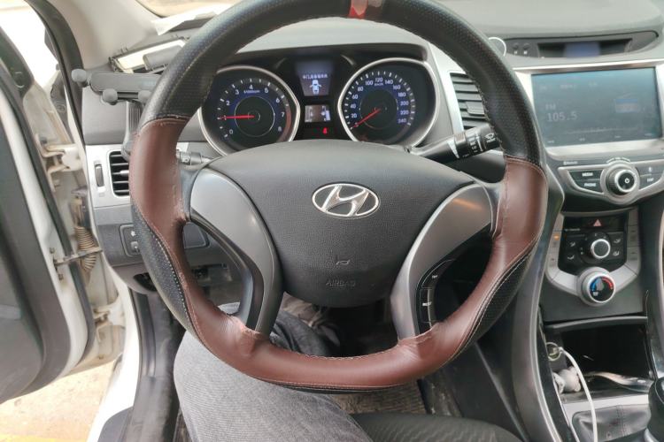 Used Hyundai Elantra (5th Generation / Langdong) 2016 1.6L Manual Luxury Model Steering Wheel