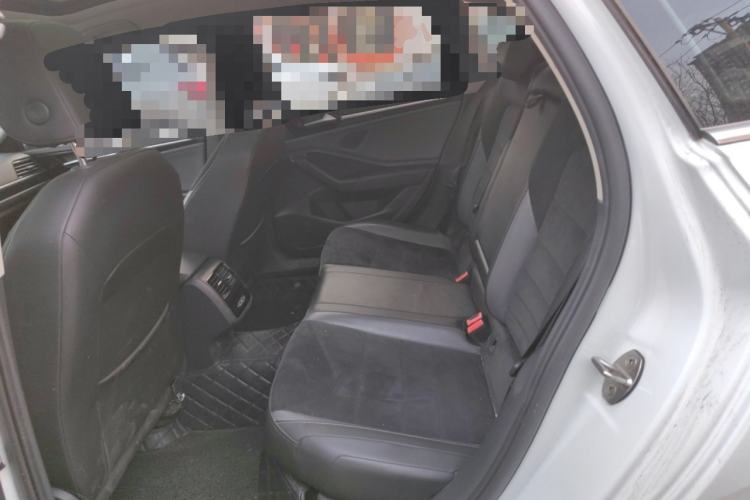 Used Volkswagen Sagitar 2020 280TSI DSG Luxury Version China VI Standard Left Rear Seat