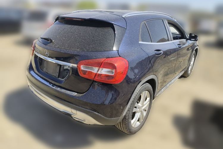 Used Mercedes-Benz GLA 2015 GLA 200 Sport Edition Rear Right 45 Deg