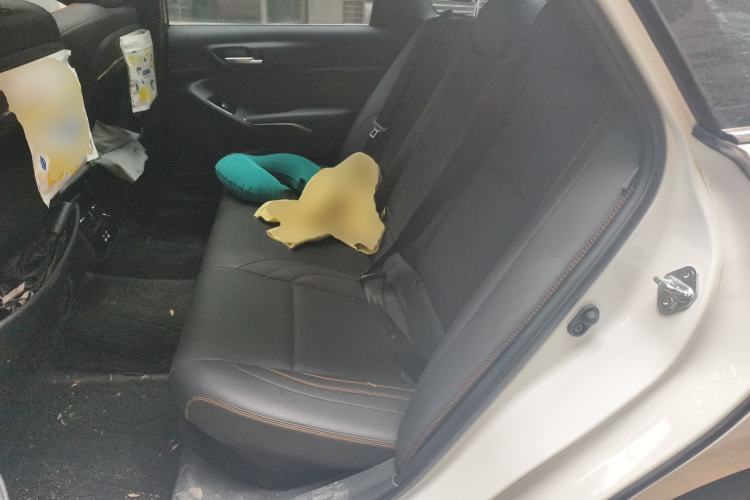 Used Toyota Avalon 2024 Dual-Motor 2.0L Luxury Edition Left Rear Seat