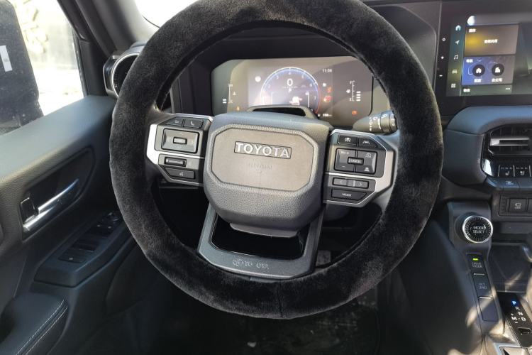 Used Toyota Prado 2024 2.4T All-Terrain TX Version 5 Seats Steering Wheel