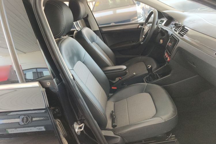 Used Volkswagen Santana 2019 1.5L Manual Comfort Edition China VI Standard
