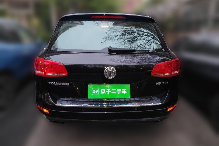 Used Volkswagen Touareg 2011 3.0 TSI Standard Version Rear