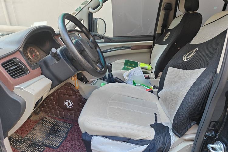 Used FORTHING Lingzhi 2019 M5L 1.6L 7-Seater Base Model China VI Standard Left Front Seat