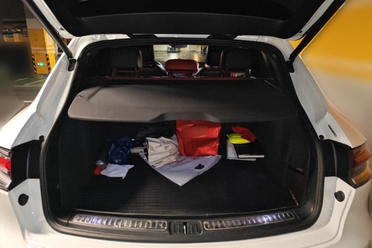 Used Porsche Macan 2024 Macan 2.0T Trunk