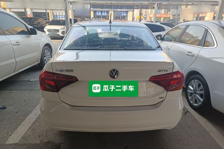 Used Volkswagen Jetta 2017 1.5L Manual Fashion Edition