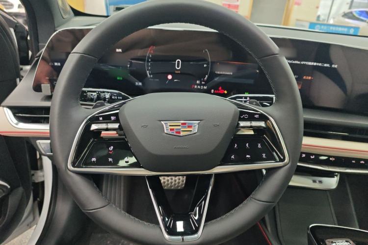 Used Cadillac GT4 2023 25T Prestige Version
