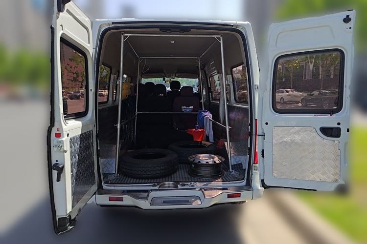 Used SAIC MAXUS Xintu V80 
