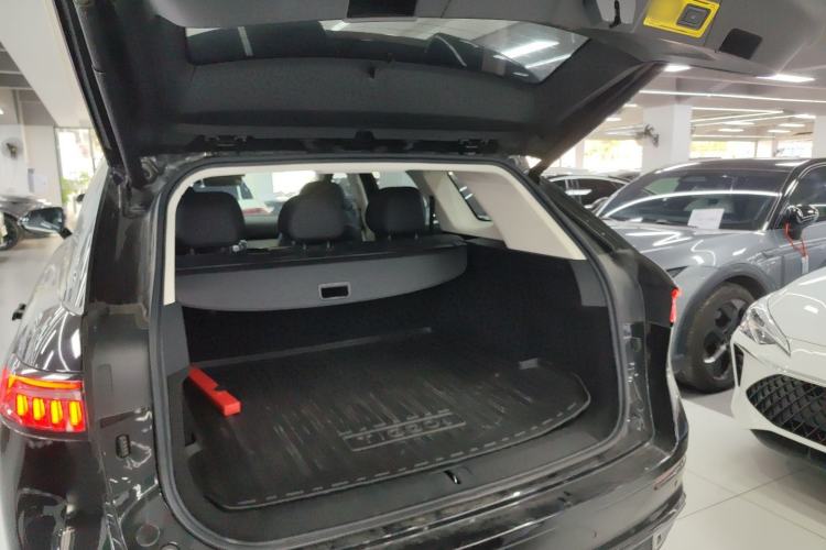 Used Chery Tiggo 9 2023 2.0T Dual-Clutch Two-Wheel Drive Leading Edition 5 Seats