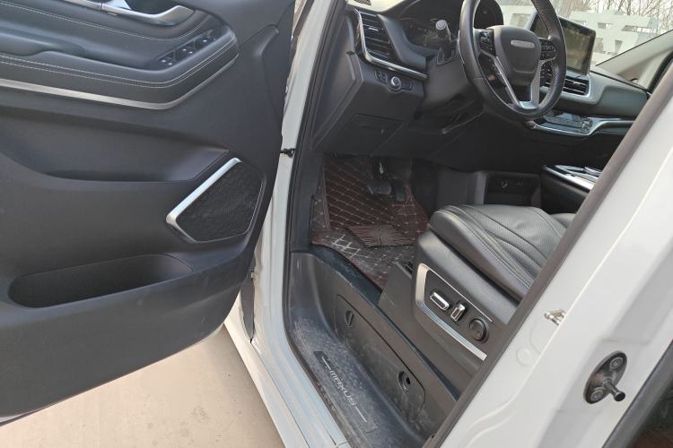 Used SAIC MAXUS G20 2019 First Edition 2.0T Automatic Luxury Executive Version China V Standard