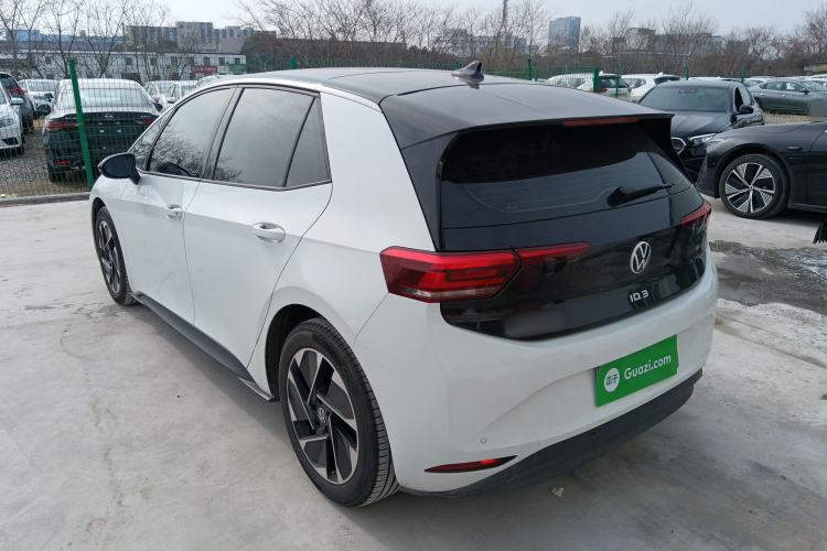 Used Volkswagen ID.3 2025 Smart Model Outstanding Oxygen Edition