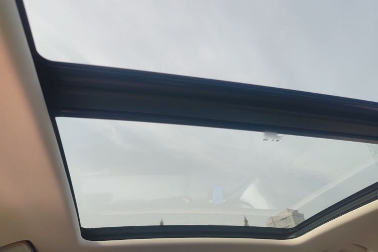 Used Hongqi HS5 2023 2.0T Qixiang Pro Edition
