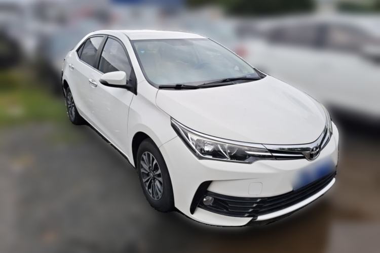 Used Toyota Corolla 2017 Revised Version 1.2T S-CVT GL Front Right 45 Deg