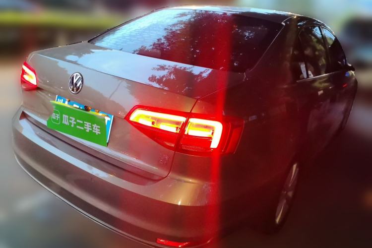 Used Volkswagen Sagitar 2015 230TSI Manual Comfort Version