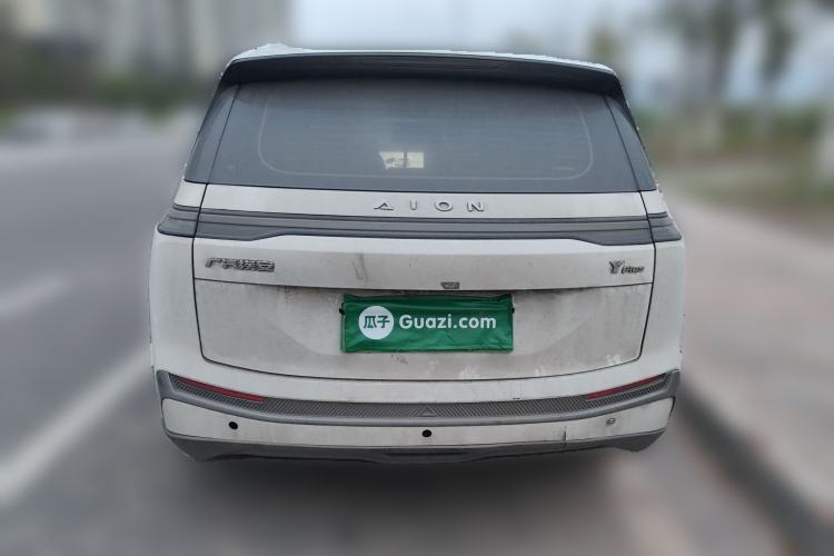 Used AION Y 2022 Plus 70 Tech Edition