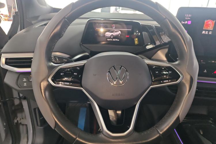 Used Volkswagen ID.4 CROZZ 2021 Long-Range PRO Two-Wheel Drive Version