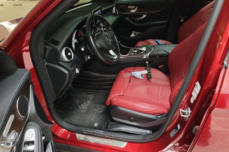 Used Mercedes-Benz GLC 2018 GLC 300 4MATIC Sport Edition Driver Seat