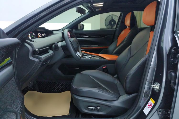 Used Changan UNI-V iDD 2023 Zhidian iDD 1.5T 113km Smart & Fun Version (Rapid Edition)