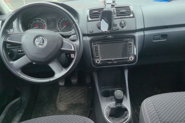 Used Skoda Fabia 2014 1.6L Manual Sport Edition
