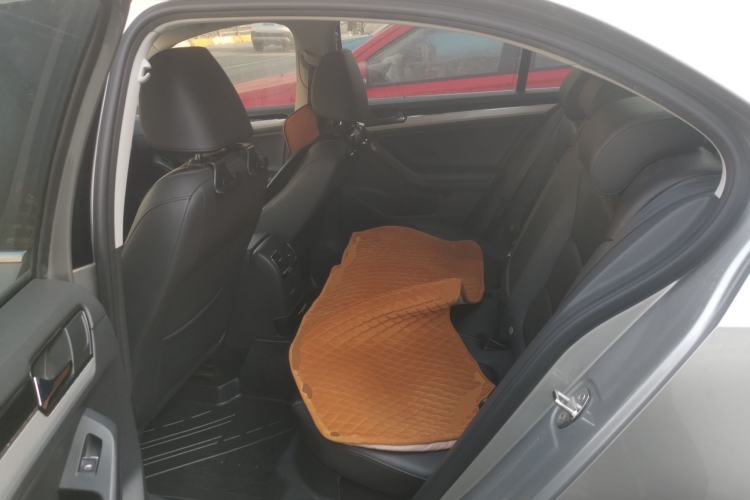 Used Volkswagen Sagitar 2016 230TSI 25th Anniversary Edition Left Rear Seat