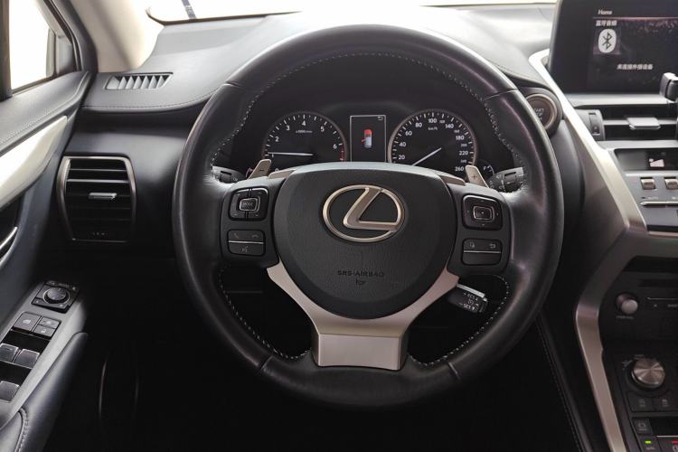 Used Lexus NX 2018 200 Front-Wheel-Drive X-Trail Version China V Standard Steering Wheel