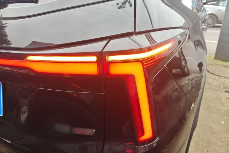 Used SOL X8 PLUS 2023 1.5 TGDI DCT Smart Home Edition 7-Seater