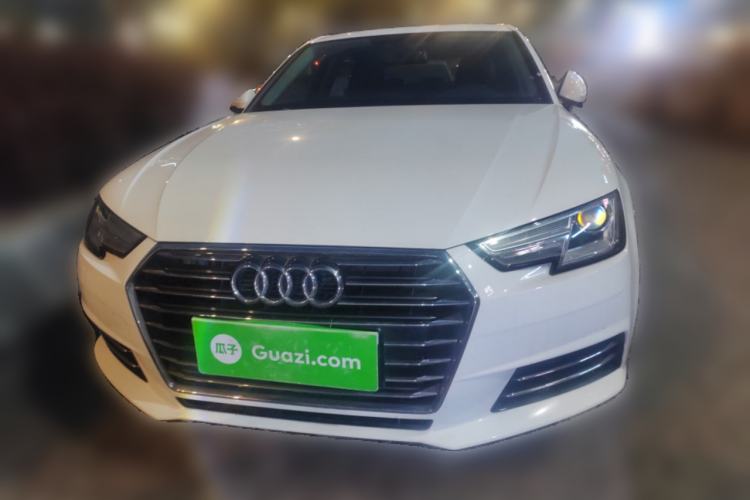 Used Audi A4L 2018 30th Anniversary Edition 30 TFSI Ambition Model