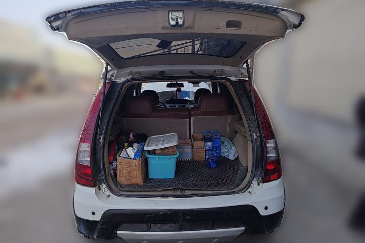 Used FORTHING Joyear SUV 2012 1.6L Luxury Model