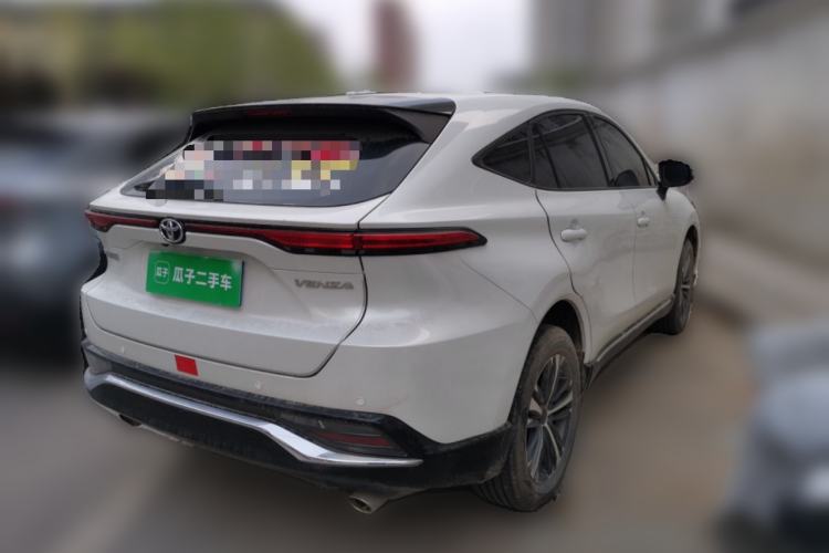 Used Toyota Venza 2023 2.0L CVT Two-Wheel Drive Luxury Edition Rear Right 45 Deg