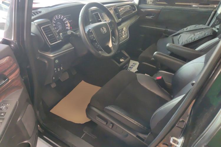 Used Honda Elysion 2016 2.4L Comfort Edition Driver Seat