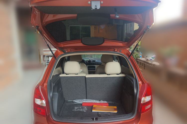 Used Skoda Fabia 2011 1.6L Automatic Crystal Edition