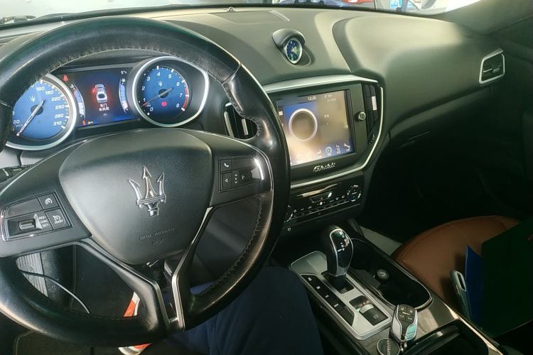 Used Maserati Ghibli 2014 3.0T Standard Edition
