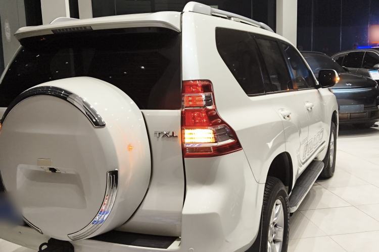 Used Toyota Prado 2016 2.7L Automatic Standard Edition
