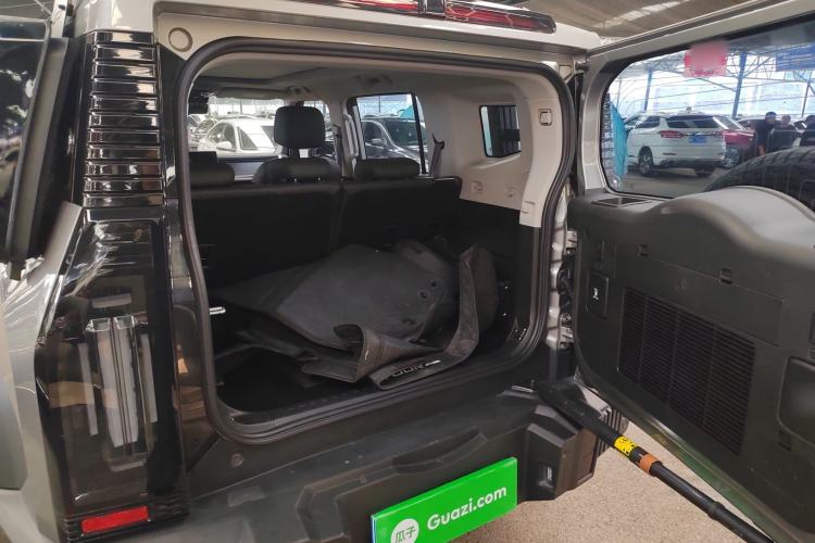 Used JETOUR Traveler 2023 2.0T Four-Wheel Drive Conqueror Trunk