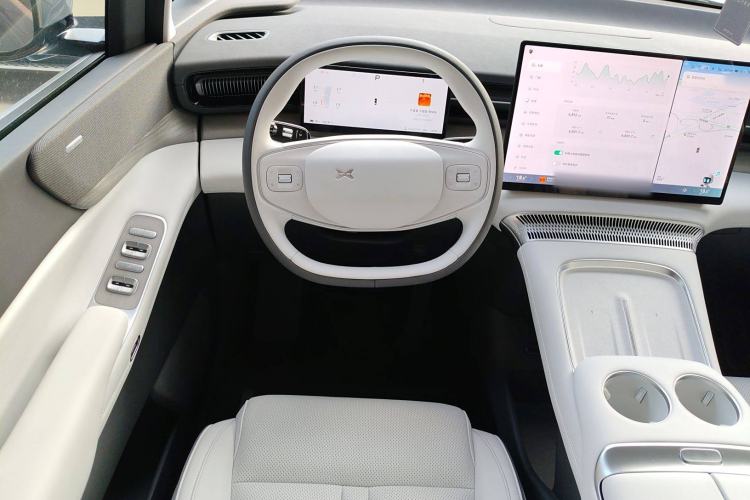 Used XPeng X9 2025 650 Long-Range Max
